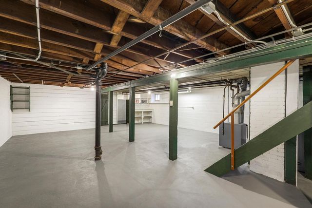 1078 Thomas Avenue, Saint Paul, MN 55104