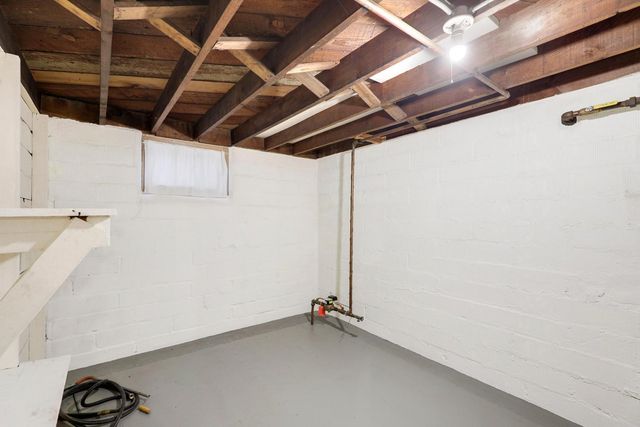 1078 Thomas Avenue, Saint Paul, MN 55104