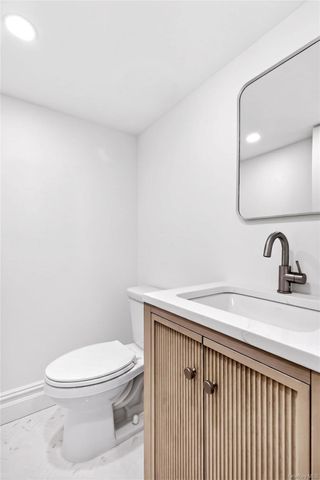 94 Main Street, Roslyn, NY 11576