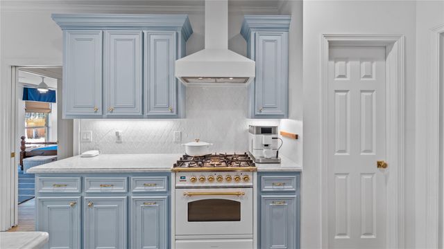 1924 Fairway Drive, Huntsville, TX 77340