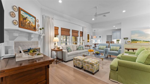 1924 Fairway Drive, Huntsville, TX 77340