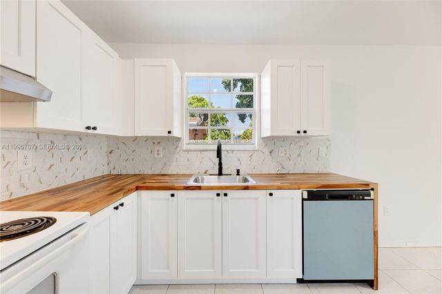 3027 SW 24th St, Miami, FL 33145