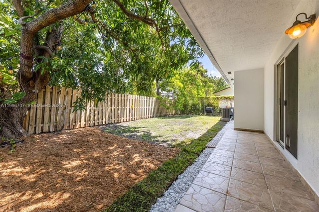 3027 SW 24th St, Miami, FL 33145