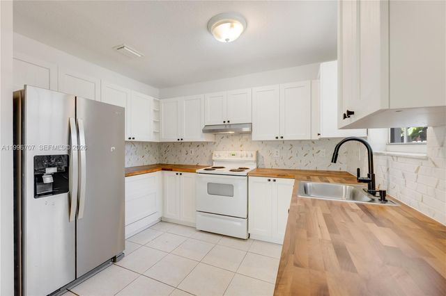 3027 SW 24th St, Miami, FL 33145