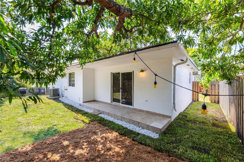 3027 SW 24th St, Miami, FL 33145