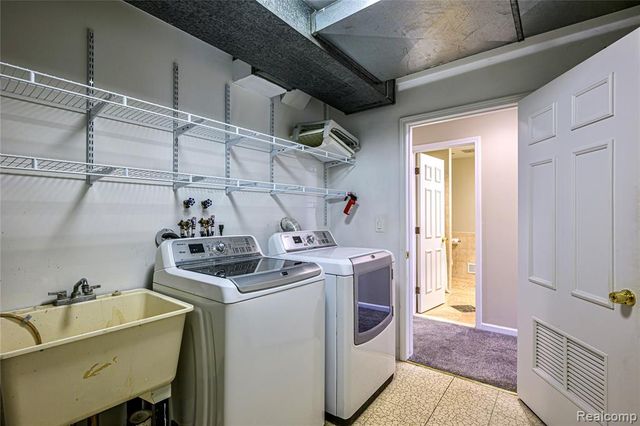 42160 Woodward Avenue 7, Bloomfield Hills, MI 48304