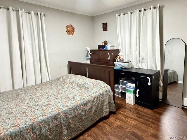 89 Bruce Avenue, Hicksville, NY 11801