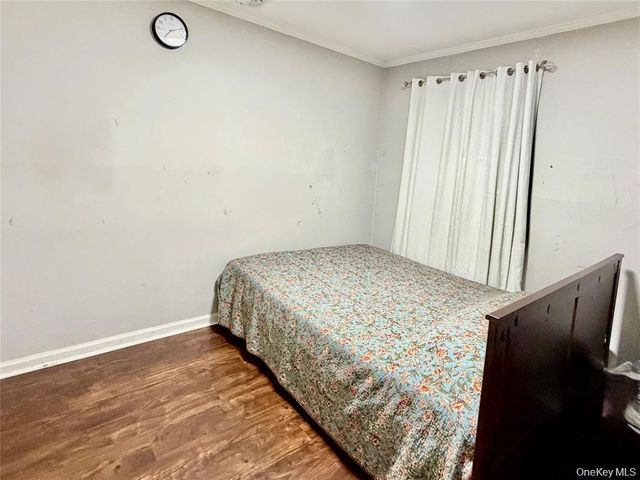 89 Bruce Avenue, Hicksville, NY 11801