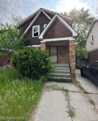 15384 Lesure Street, Detroit, MI 48227