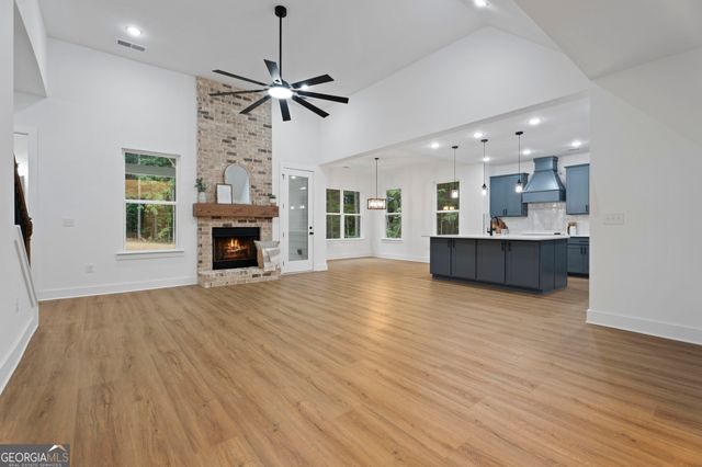 125 Maple Valley Drive, Jenkinsburg, GA 30234