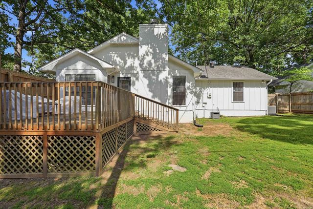 404 Shadow Ridge Drive, Little Rock, AR 72211