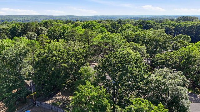 404 Shadow Ridge Drive, Little Rock, AR 72211