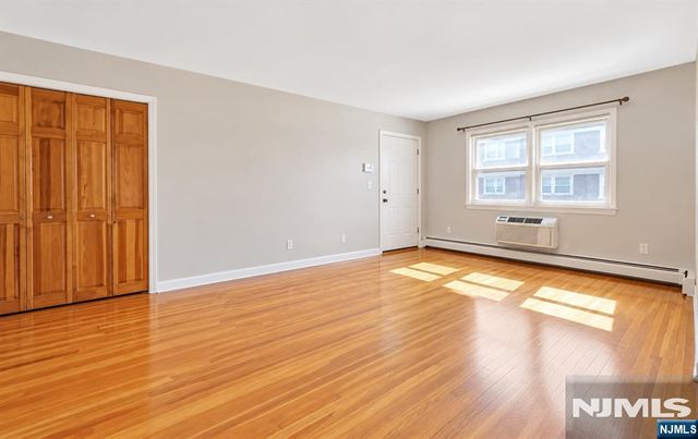1266 Teaneck Road 11, Teaneck, NJ 07666