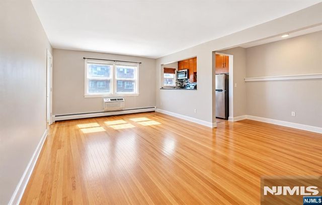 1266 Teaneck Road 11, Teaneck, NJ 07666