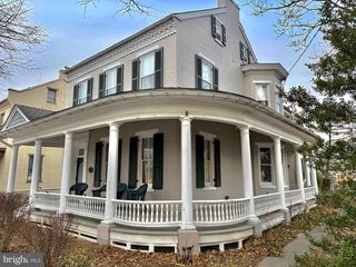 13 W MAIN ST, Mount Joy, PA 17552