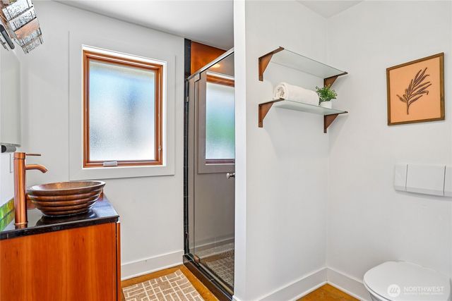 424 35th Avenue S, Seattle, WA 98144