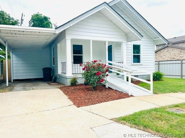 558 11th NW, Ardmore, OK 73401