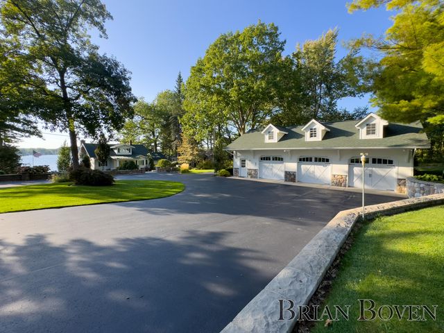 2625 Elmwood Drive, Pierson, MI 49339