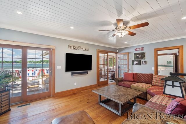 2625 Elmwood Drive, Pierson, MI 49339