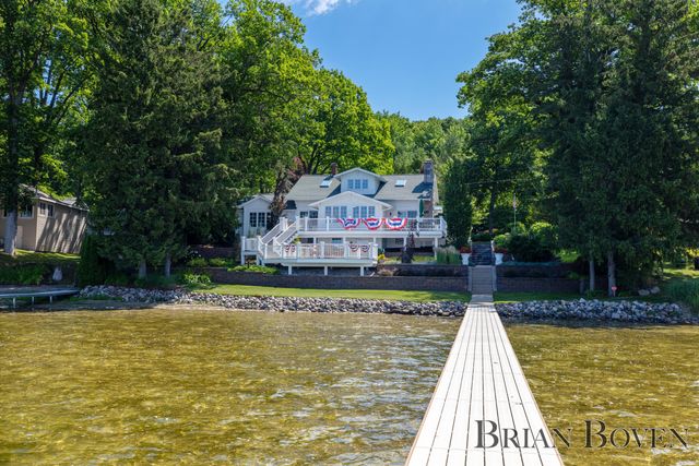 2625 Elmwood Drive, Pierson, MI 49339