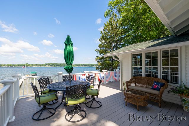 2625 Elmwood Drive, Pierson, MI 49339