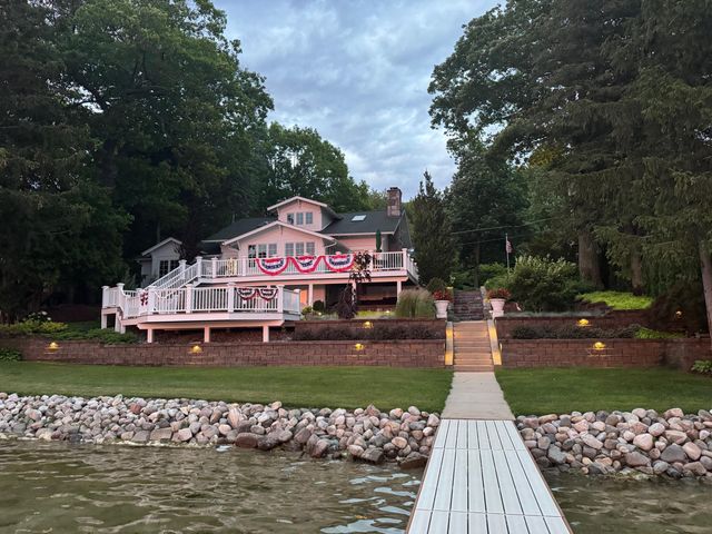 2625 Elmwood Drive, Pierson, MI 49339