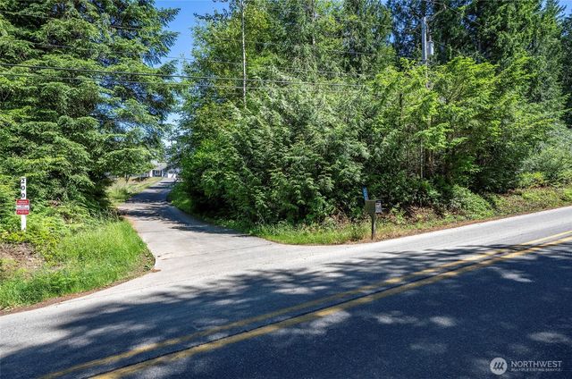 200 Peter Hagen Road NW, Seabeck, WA 98380