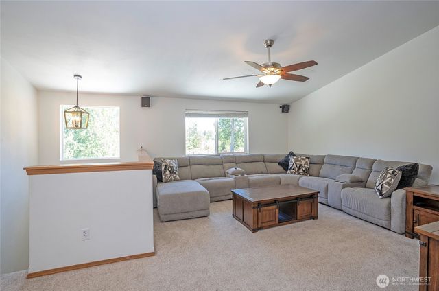 200 Peter Hagen Road NW, Seabeck, WA 98380
