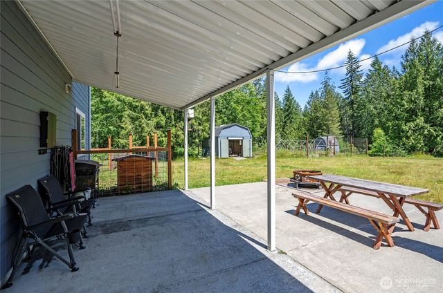200 Peter Hagen Road NW, Seabeck, WA 98380