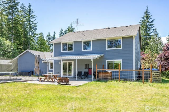 200 Peter Hagen Road NW, Seabeck, WA 98380