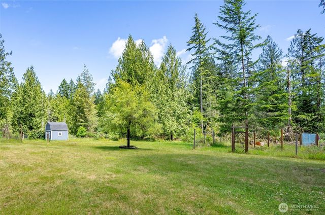 200 Peter Hagen Road NW, Seabeck, WA 98380