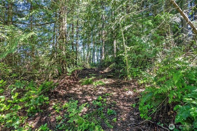 200 Peter Hagen Road NW, Seabeck, WA 98380