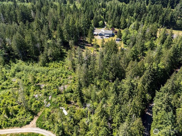 200 Peter Hagen Road NW, Seabeck, WA 98380