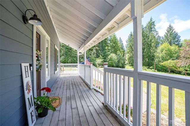 200 Peter Hagen Road NW, Seabeck, WA 98380