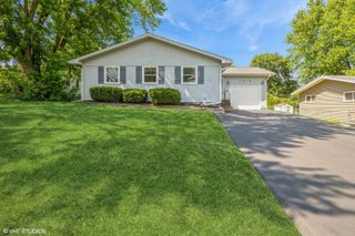 3216 Terrace Drive, Mchenry, IL 60050