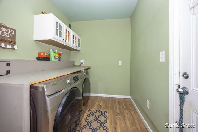 320 Pine Street NE, Cedar Springs, MI 49319