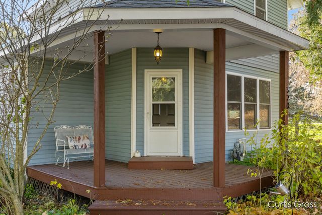 320 Pine Street NE, Cedar Springs, MI 49319