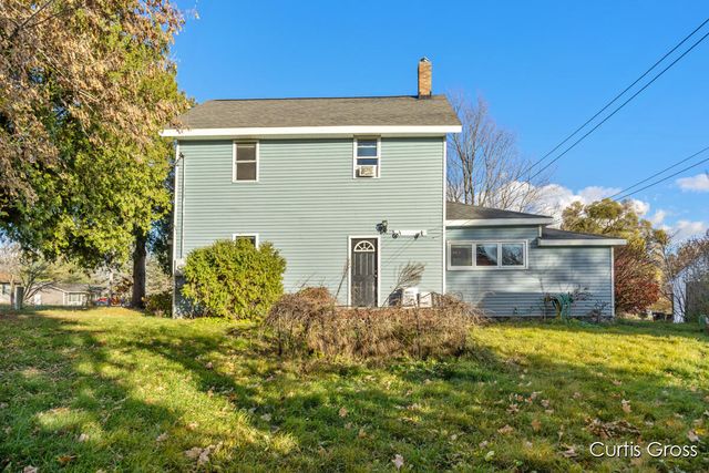 320 Pine Street NE, Cedar Springs, MI 49319