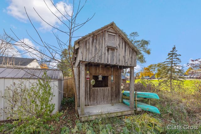 320 Pine Street NE, Cedar Springs, MI 49319