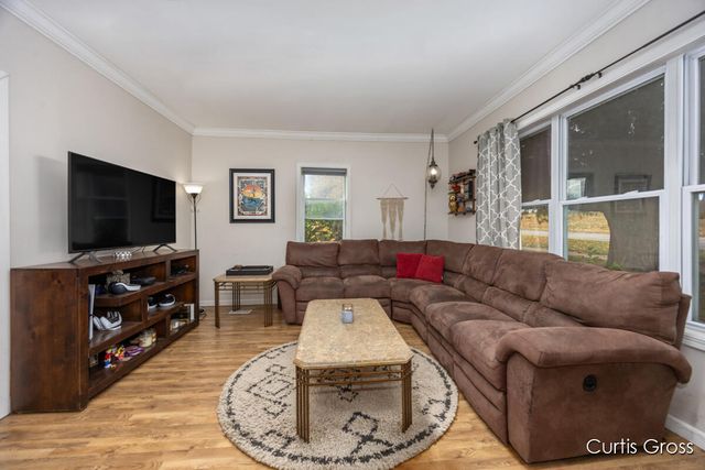 320 Pine Street NE, Cedar Springs, MI 49319