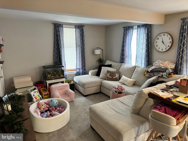 152 N MAIN ST, Chalfont, PA 18914