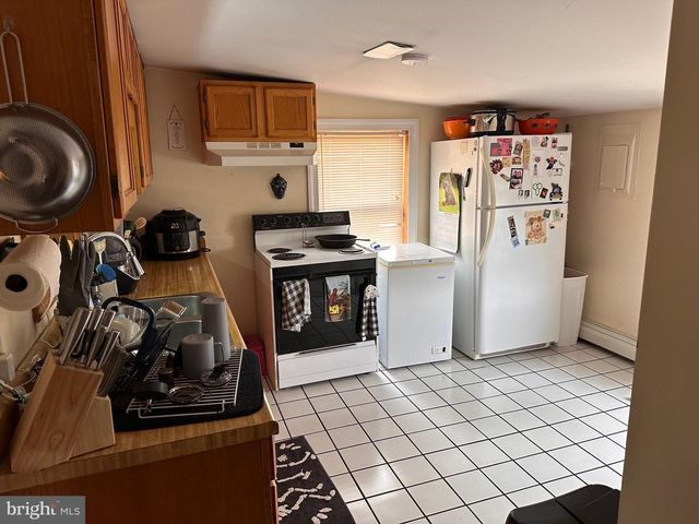 152 N MAIN ST, Chalfont, PA 18914