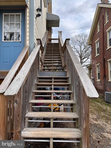 152 N MAIN ST, Chalfont, PA 18914