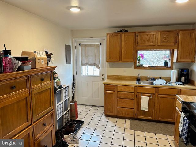 152 N MAIN ST, Chalfont, PA 18914