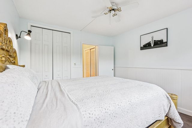 2131 NE 42nd Court 106E, Lighthouse Point, FL 33064