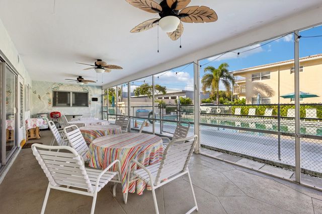 2131 NE 42nd Court 106E, Lighthouse Point, FL 33064