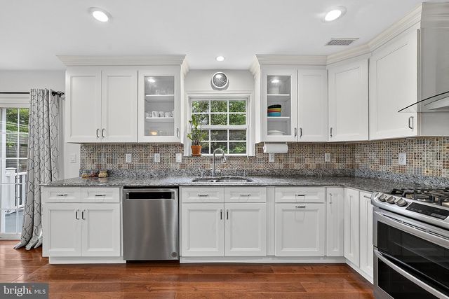 20 VACCARO RD, Lawrenceville, NJ 08648