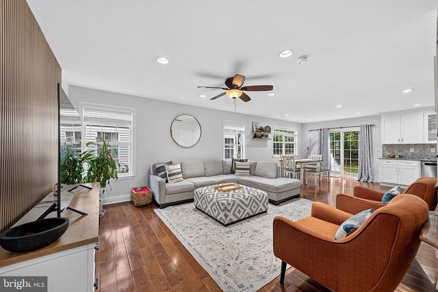 20 VACCARO RD, Lawrenceville, NJ 08648