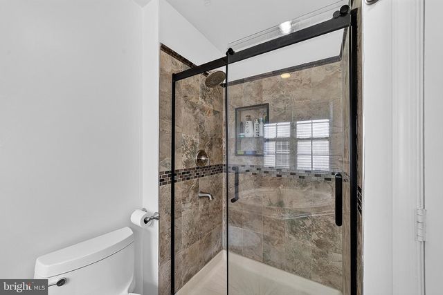 20 VACCARO RD, Lawrenceville, NJ 08648