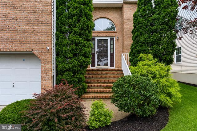 20 VACCARO RD, Lawrenceville, NJ 08648